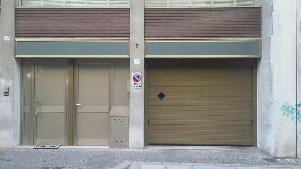 La Casa Di Paolo Apartment Udine Bagian luar foto