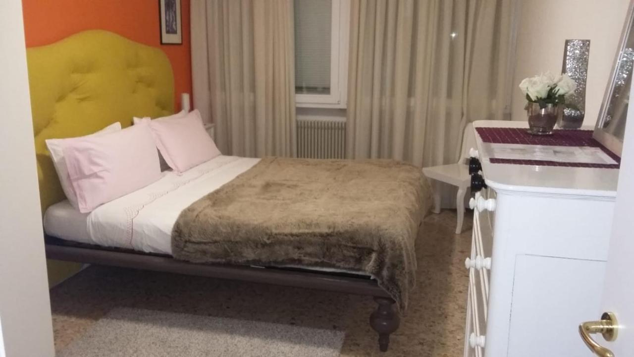 La Casa Di Paolo Apartment Udine Bagian luar foto